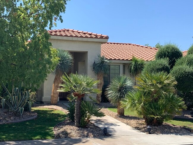 Primary Photo - 2481 Verna Ct