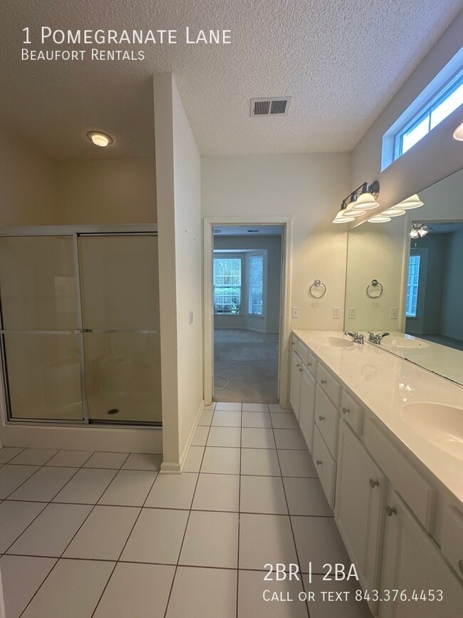 Building Photo - 1 Pomegranate Ln