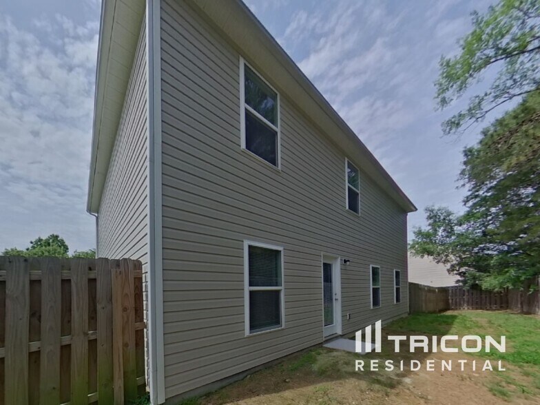 Building Photo - 631 Buckskin Rd