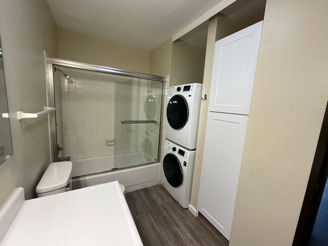 Building Photo - Carson Park Condominium (Downstairs)