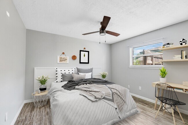 Building Photo - 19011 Sandia Pines Dr