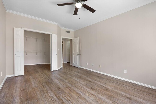 Building Photo - 2111 Welch St