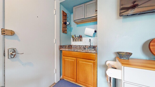 Building Photo - 9507 Pacific Ave