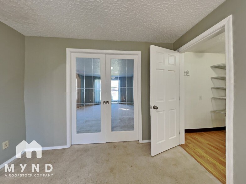 Building Photo - 2711 NE 154th Ct