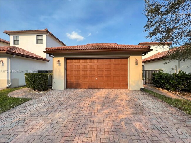 Building Photo - 8342 NW 39th Ct