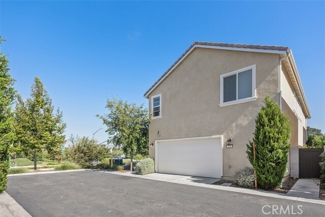 Primary Photo - 395 Sawbuck