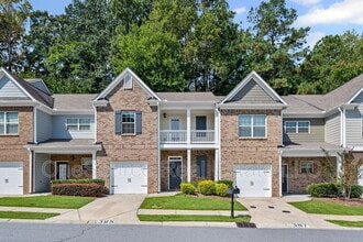 Building Photo - 385 Franklin Ln