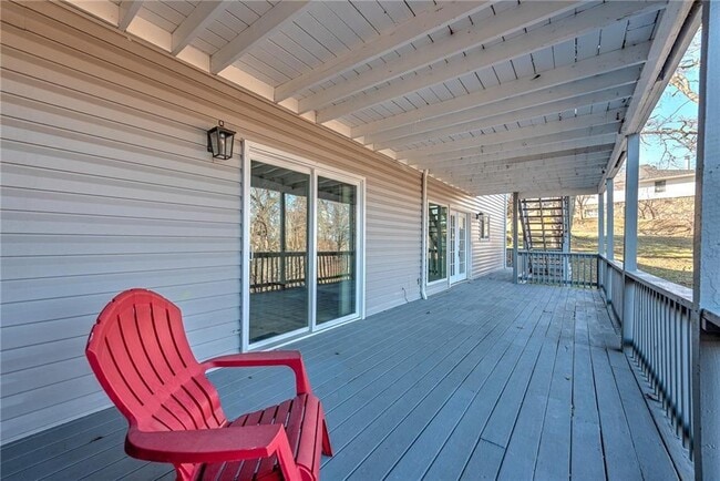 Building Photo - 14804 Dutchmans Dr