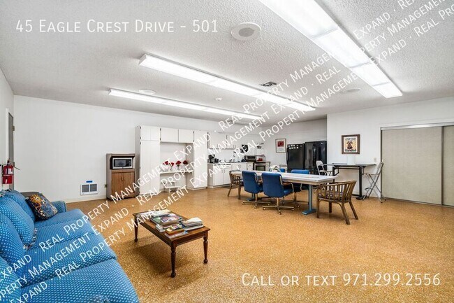 Building Photo - 45 Eagle Crest Dr