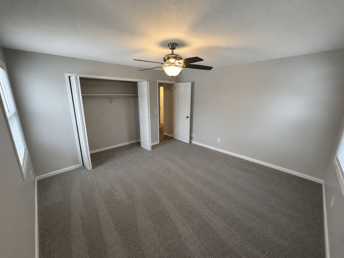 Building Photo - 12421 Tyler St NE