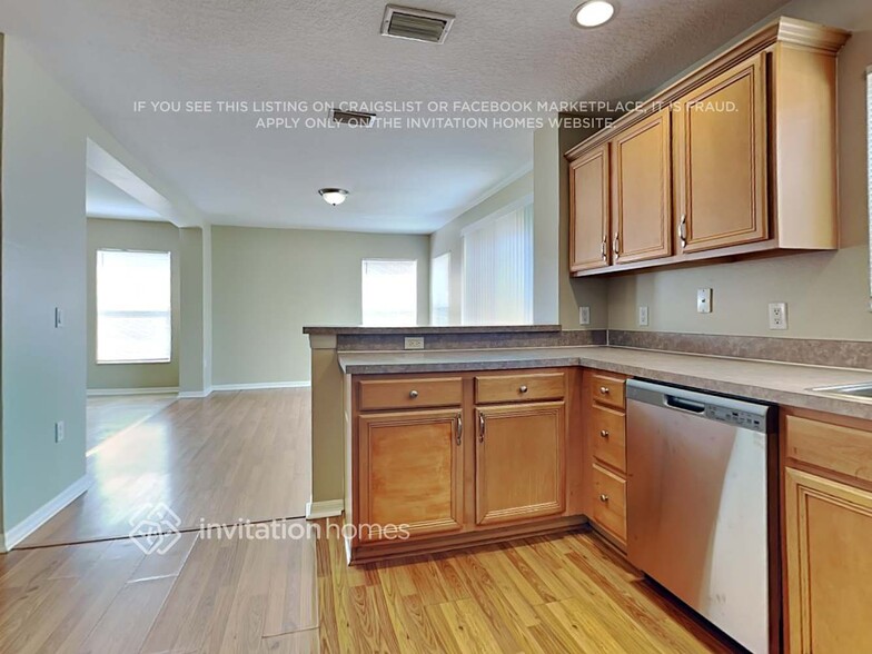 Building Photo - 11811 Mango Cross Ct