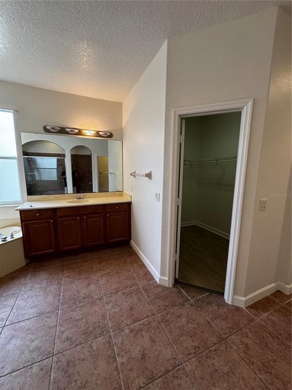 Building Photo - 16330 Birchwood Way