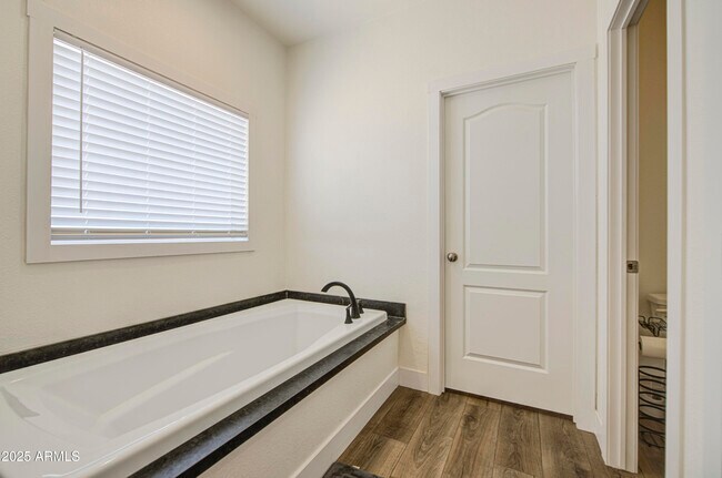 Building Photo - 4057 SOLAR St