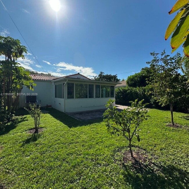 Building Photo - 109 Camilo Ave