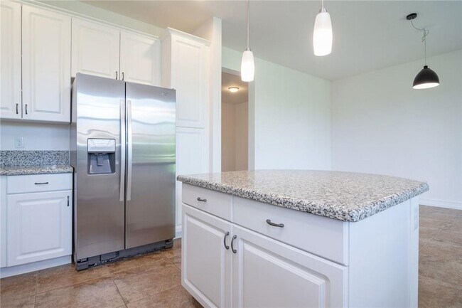 Building Photo - 126 Riverwalk Cir E