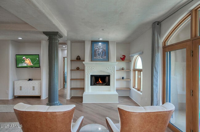 Building Photo - 10420 E Morning Vista Ln