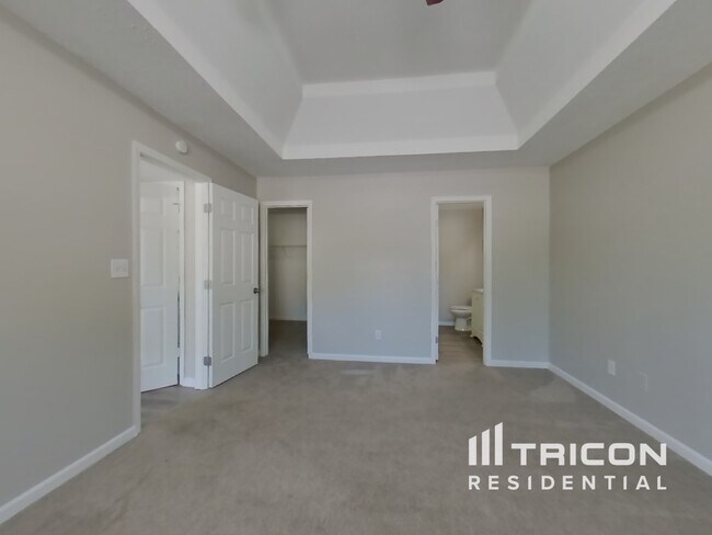 Building Photo - 4460 Idlewood Park