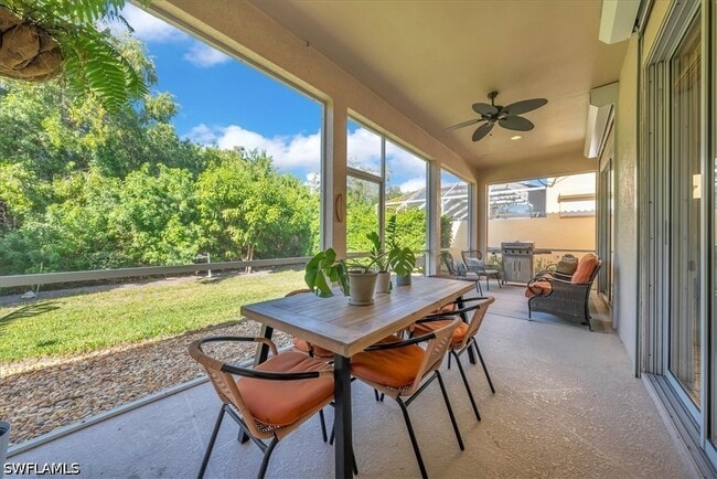 Building Photo - 28327 Hidden Lake Dr