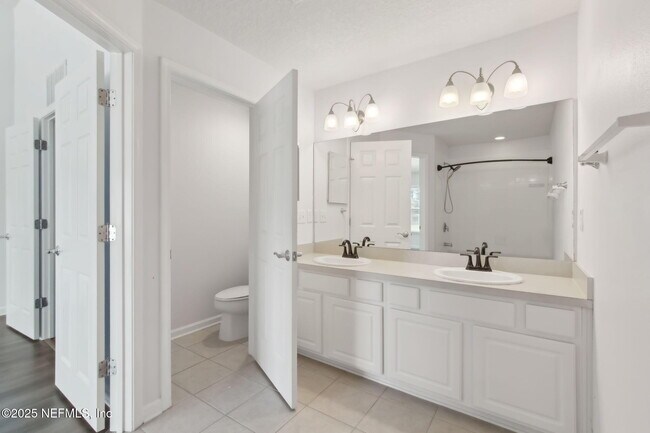 Building Photo - 13362 Stone Pond Dr