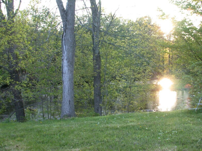 Riverview - 6201 NY-42