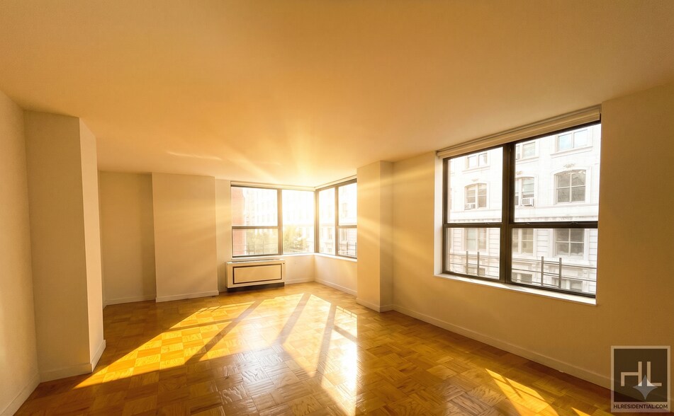Building Photo - West 87th Street
