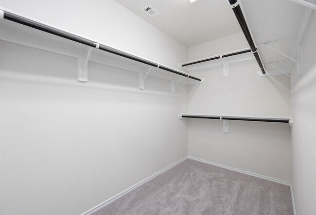 Building Photo - 3405 Knighton Hill Dr