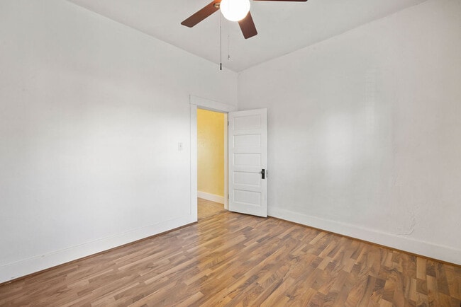 Building Photo - 4301 E Fairmount St