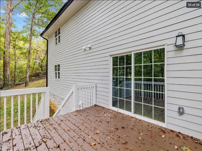 Building Photo - 316 Howland Ave