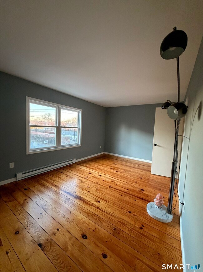 Building Photo - 126 E Liberty St