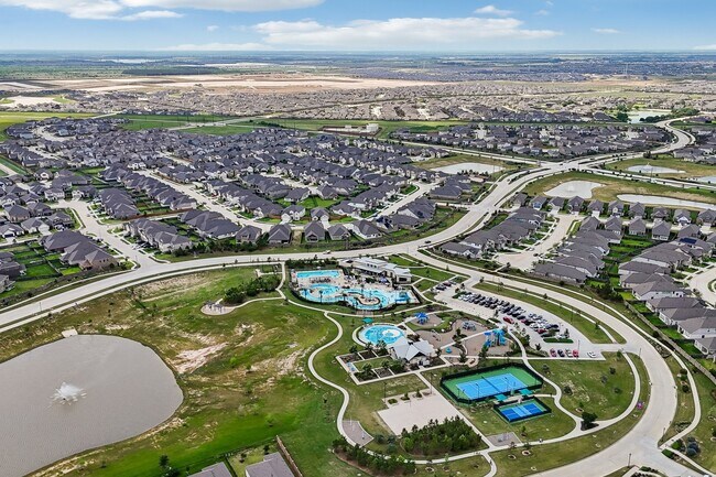 Building Photo - 7818 Palm Glade Dr