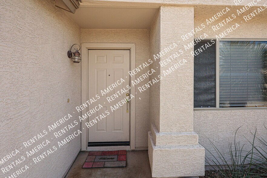 Building Photo - 6437 W Saddlehorn Rd