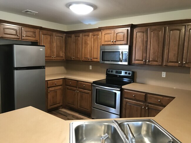 Building Photo - 1815 W Wiley St