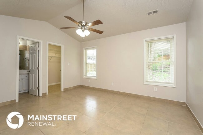 Building Photo - 5603 Green Apple Dr