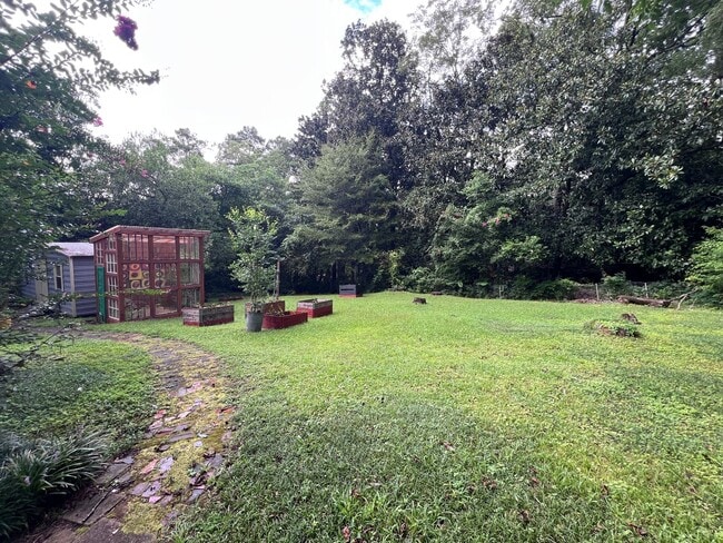 Building Photo - Historic District - Opelika