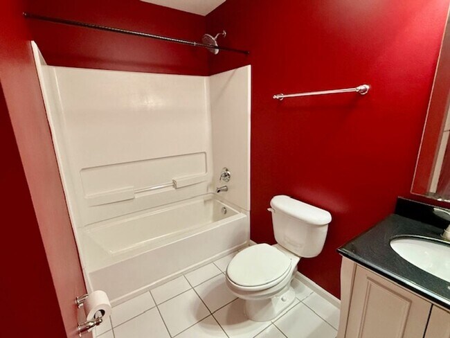 Building Photo - 160_WALL