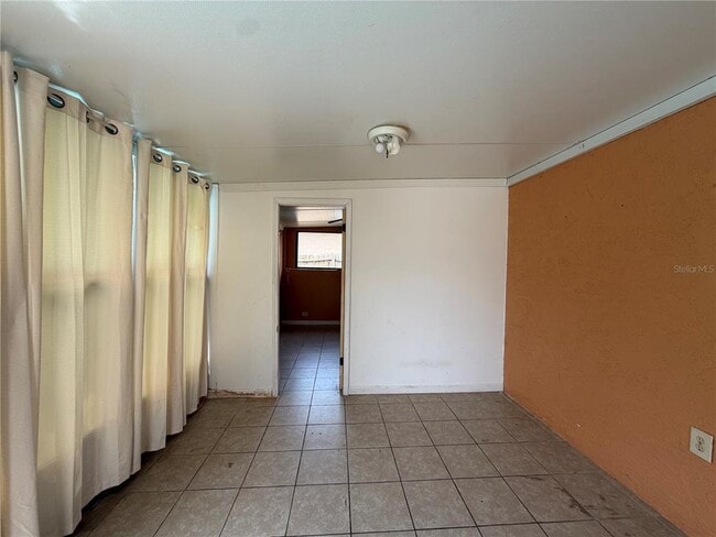 Building Photo - 348 Cornwallis Ct