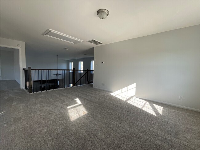 Building Photo - 8039 Brooks Crossing Dr