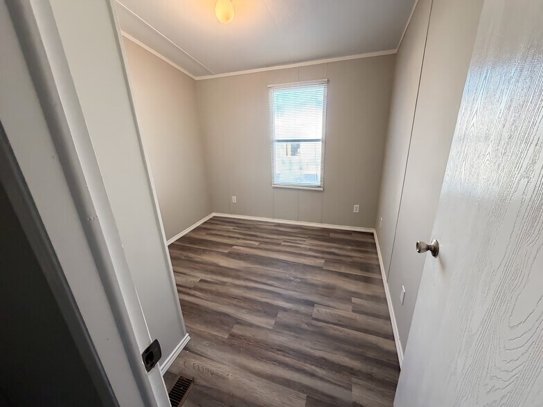 Building Photo - 110 N Michigan St