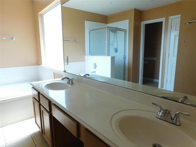 Building Photo - 2303 Birch Canyon Ct