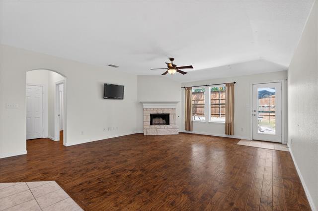 Building Photo - 3705 Redwood Cir