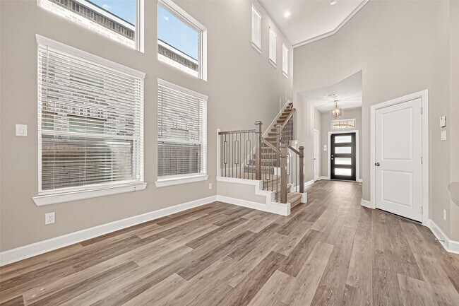 Building Photo - 23754 Pullin Market Dr