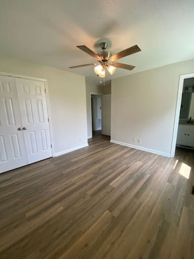 Building Photo - 1925 Timberline Cir