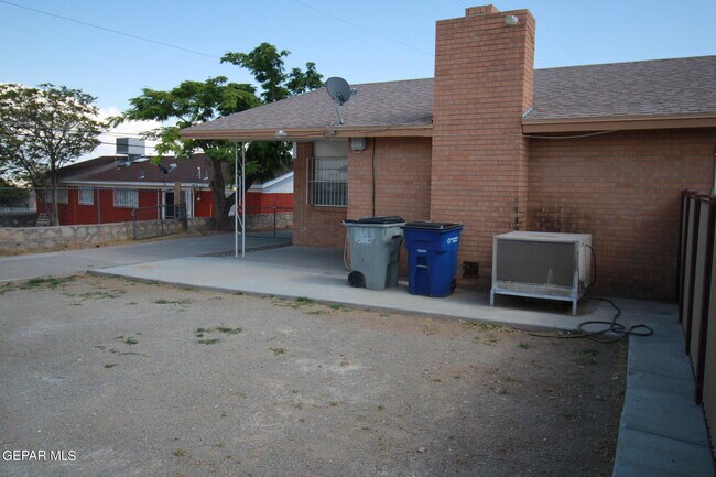 Building Photo - 3615 Olympic Ave