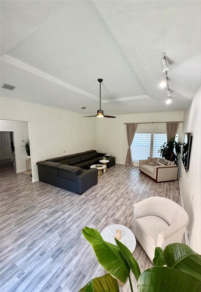 Building Photo - 11743 Wickhollow Ln