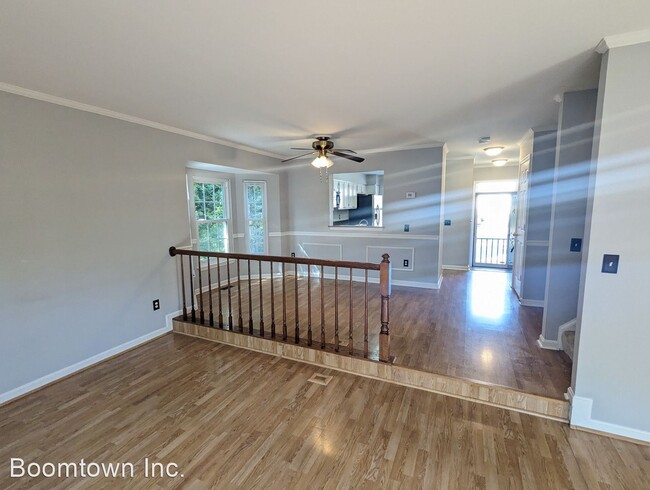 Building Photo - 3 br, 3.5 bath House - 7117 Gresham Court ...