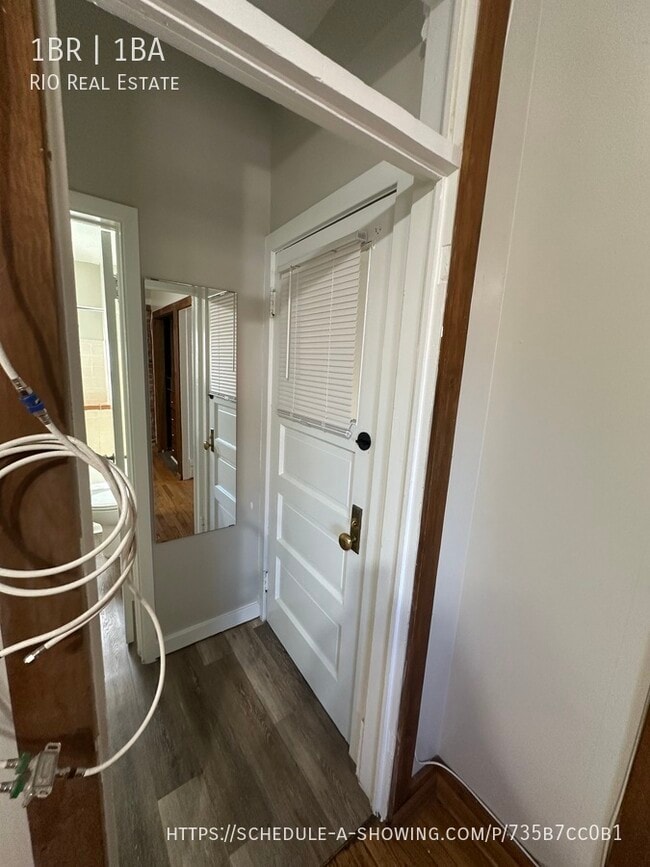 Building Photo - 150 N Grant St