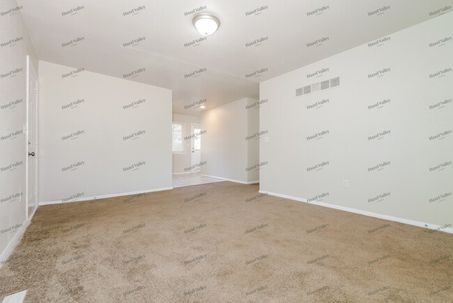 Building Photo - 5125 S Norfleet Rd