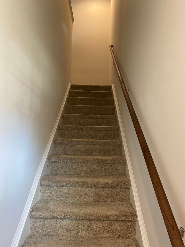 Building Photo - 158 Silver Run Pl