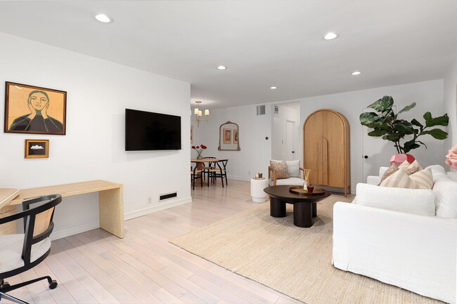 Building Photo - 11670 W Sunset Blvd