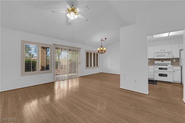 Building Photo - 9424 W Gold Mountain Ave